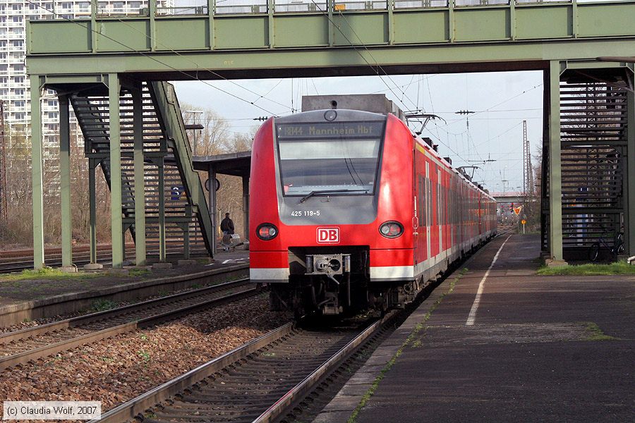 Deutsche Bahn - 425119-5
/ Bild: db4251195_cw0703210042.jpg