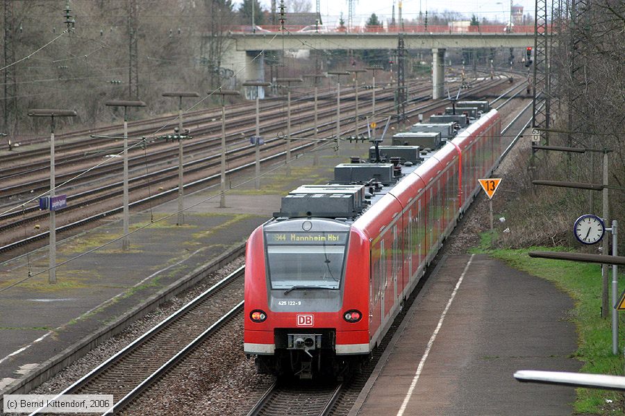 Deutsche Bahn - 425122-9
/ Bild: db4251229_bk0603310041.jpg