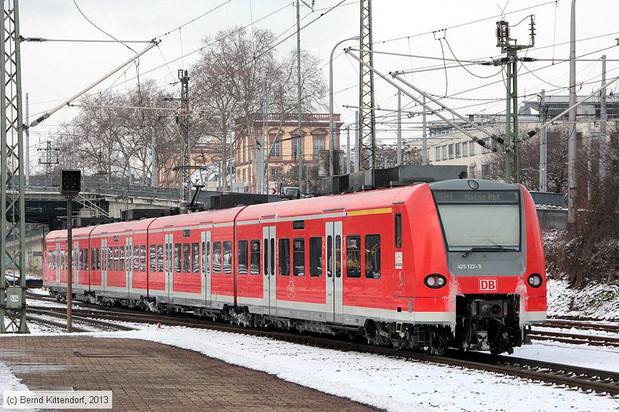 Deutsche Bahn - 425122-9
/ Bild: db4251229_bk1303130013.jpg