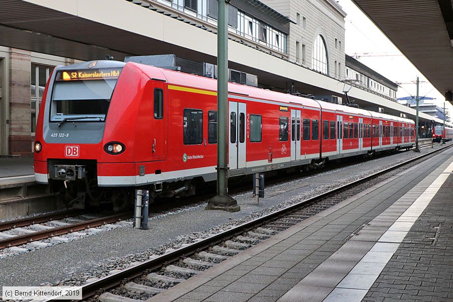 Deutsche Bahn - 425122-9
/ Bild: db4251229_bk1907140009.jpg