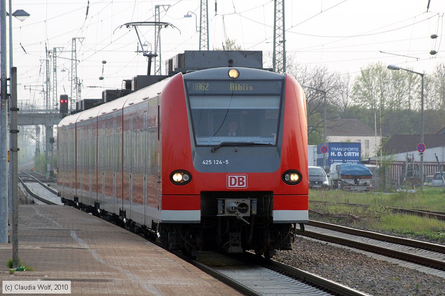 Deutsche Bahn - 425124-5
/ Bild: db4251245_cw1004190057.jpg