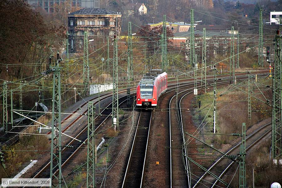 Deutsche Bahn - 425139-3
/ Bild: db4251393_bk0911200200.jpg