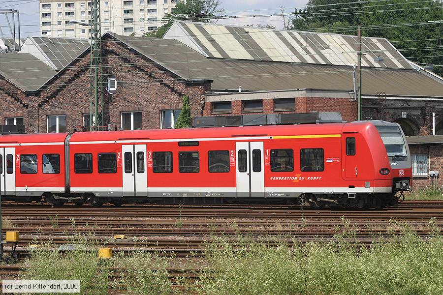 Deutsche Bahn - 425139-3
/ Bild: db4251393_e0022605.jpg