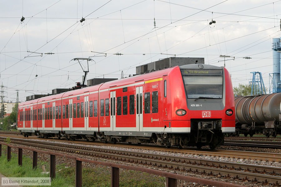 Deutsche Bahn - 425201-1
/ Bild: db4252011_bk0804240026.jpg