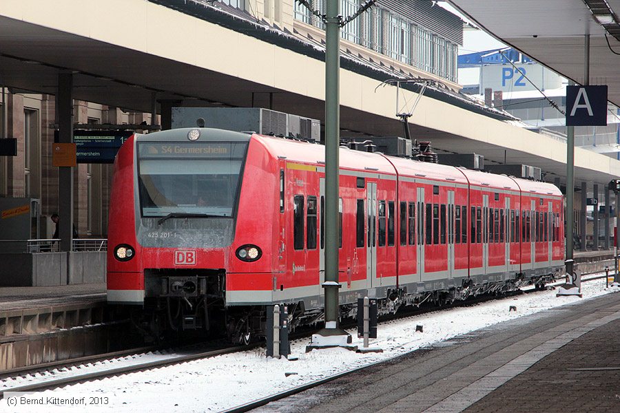 Deutsche Bahn - 425201-1
/ Bild: db4252011_bk1303130046.jpg