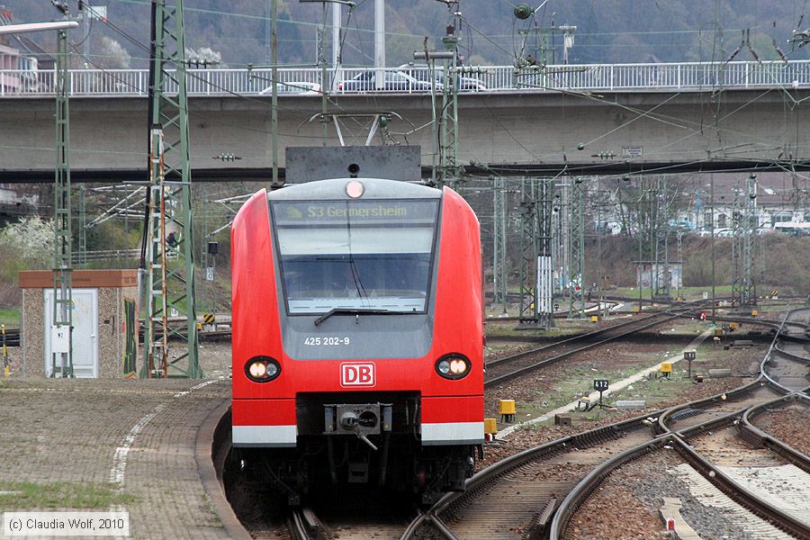 Deutsche Bahn - 425202-9
/ Bild: db4252029_cw1004050015.jpg