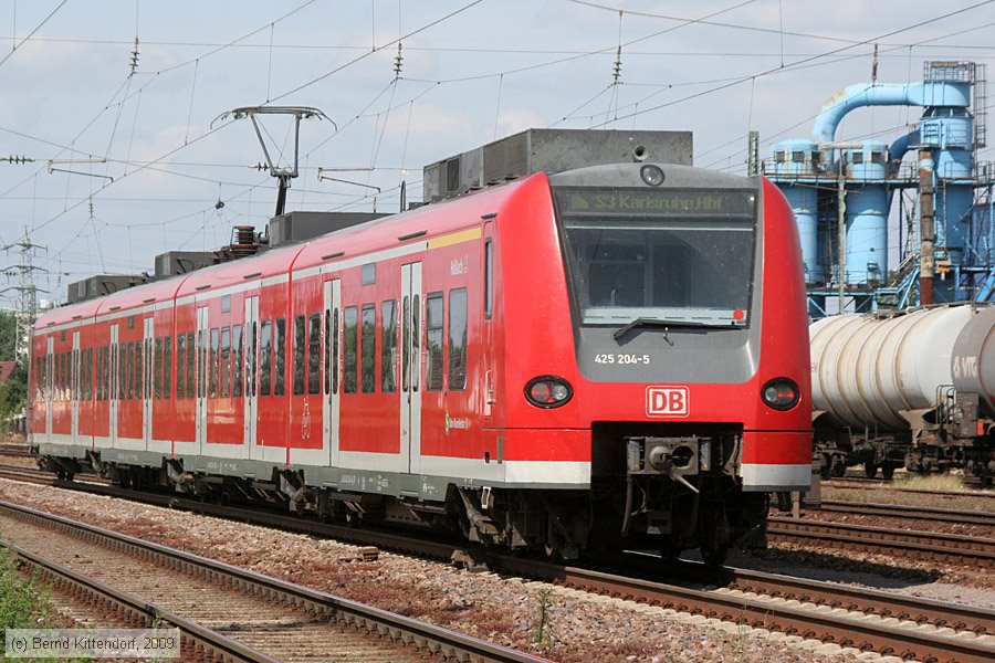 Deutsche Bahn - 425204-5
/ Bild: db4252045_bk0906040034.jpg