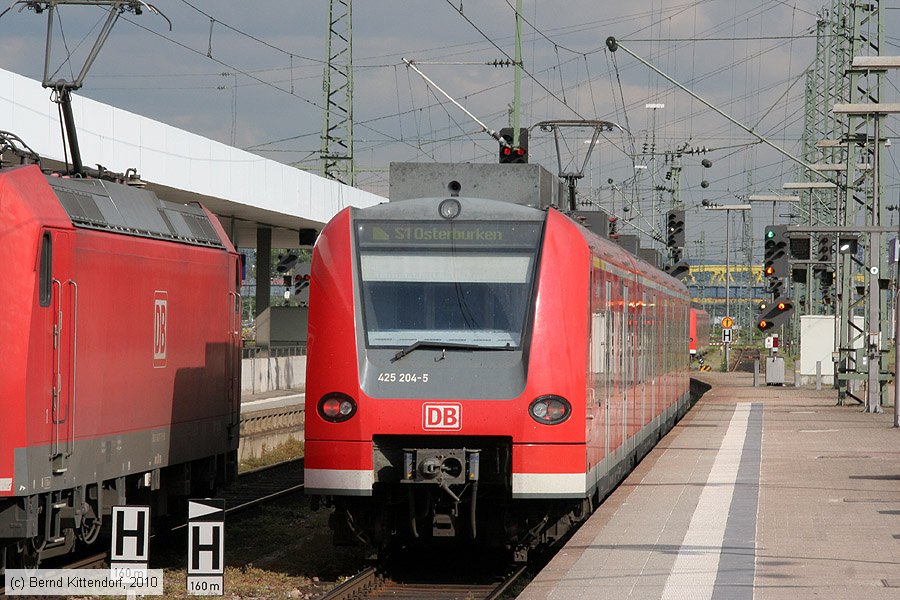 Deutsche Bahn - 425204-5
/ Bild: db4252045_bk1005180006.jpg