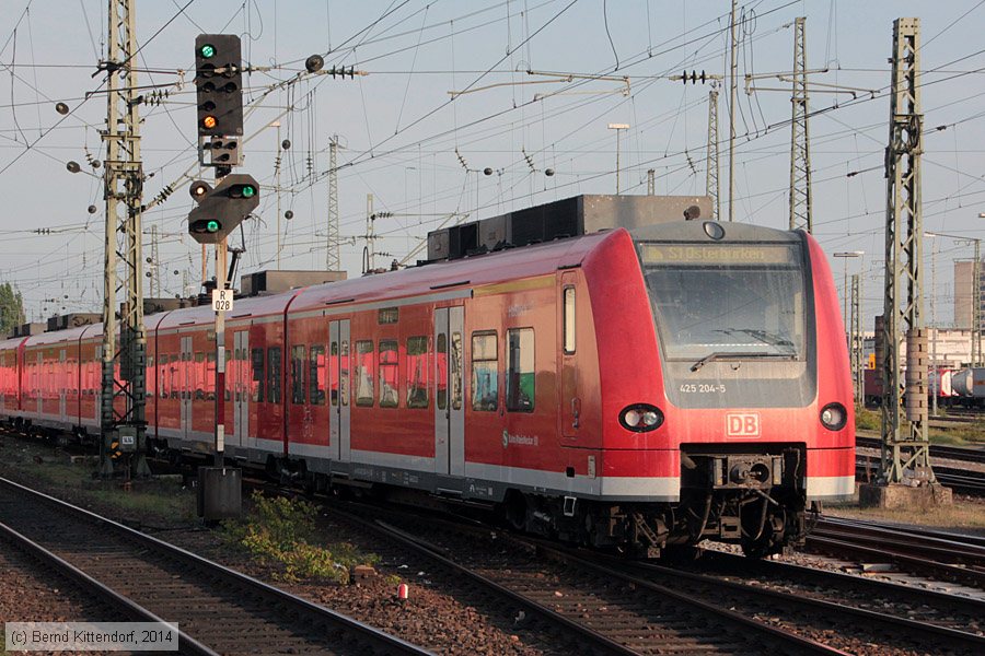 Deutsche Bahn - 425204-5
/ Bild: db4252045_bk1404100033.jpg