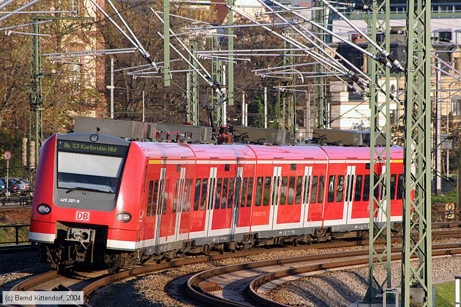 Deutsche Bahn - 425207-8
/ Bild: db4252078_e0011874.jpg
