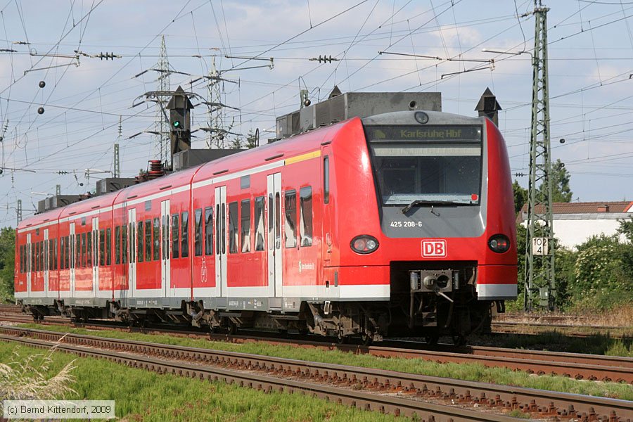 Deutsche Bahn - 425208-6
/ Bild: db4252086_bk0906040082.jpg