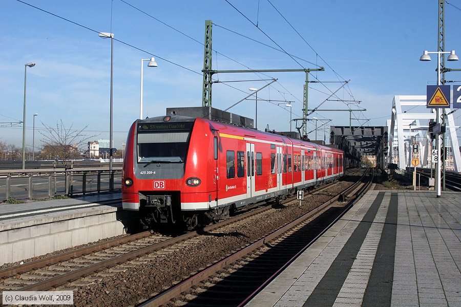 Deutsche Bahn - S-Bahn Rhein Neckar - 425209-4
/ Bild: db4252094_cw0911190026.jpg