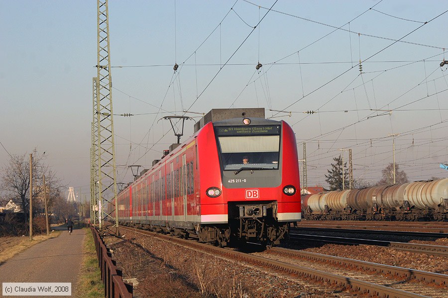 Deutsche Bahn - S-Bahn Rhein Neckar - 425211-0
/ Bild: db4252110_cw0802190014.jpg Deutsche Bahn - S-Bahn Rhein Neckar - 425211-0
/ Bild: db4252110_cw0802190014.jpg