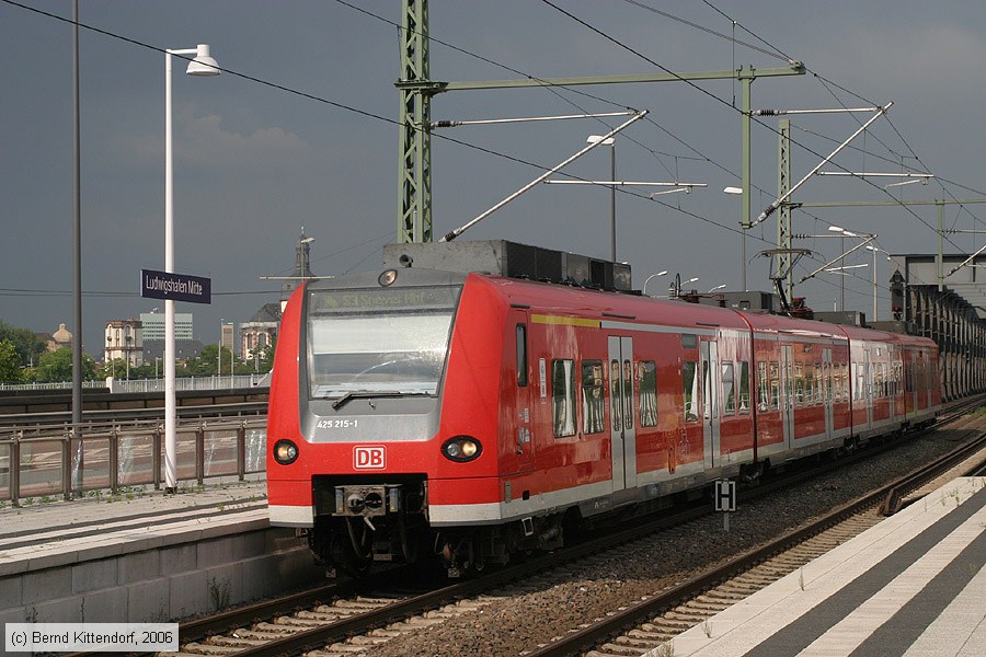 Deutsche Bahn - 425215-1
/ Bild: db4252151_bk0607270003.jpg