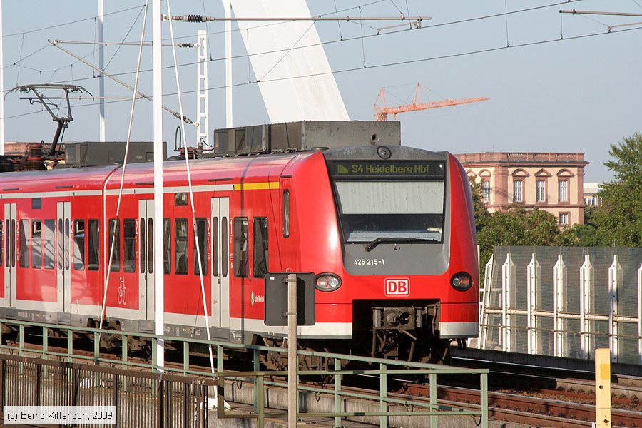 Deutsche Bahn - 425215-1
/ Bild: db4252151_bk0908010019.jpg