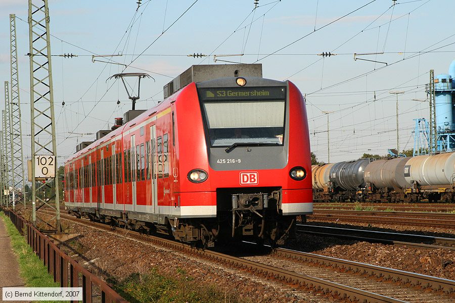 Deutsche Bahn - S-Bahn Rhein Neckar - 425216-9
/ Bild: db4252169_bk0709200007.jpg Deutsche Bahn - S-Bahn Rhein Neckar - 425216-9
/ Bild: db4252169_bk0709200007.jpg