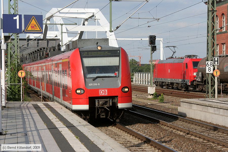 Deutsche Bahn - S-Bahn Rhein Neckar - 425216-9
/ Bild: db4252169_bk0906030093.jpg