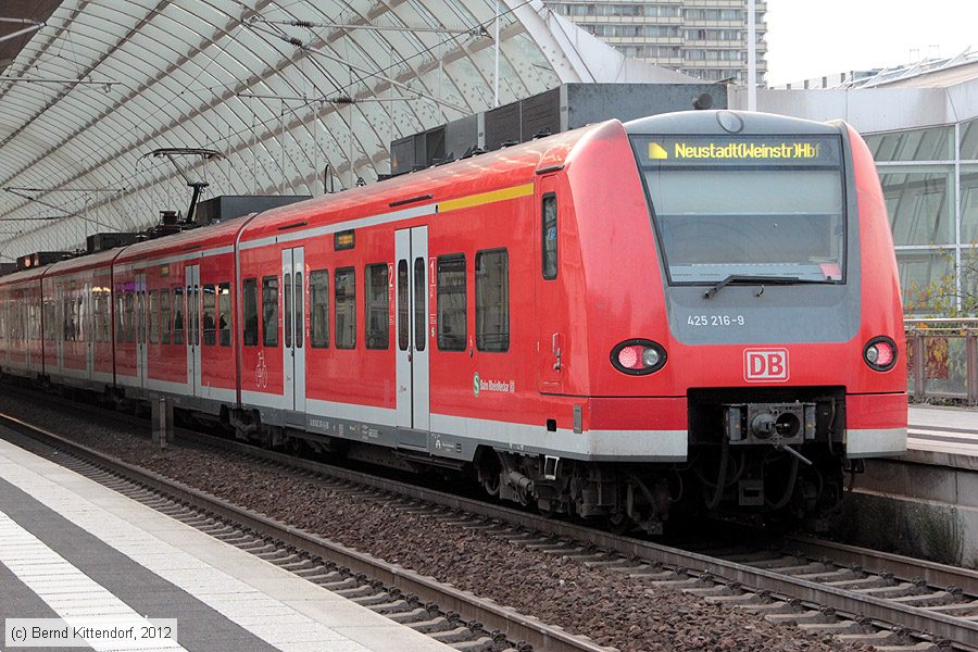 Deutsche Bahn - S-Bahn Rhein Neckar - 425216-9
/ Bild: db4252169_bk1211090065.jpg