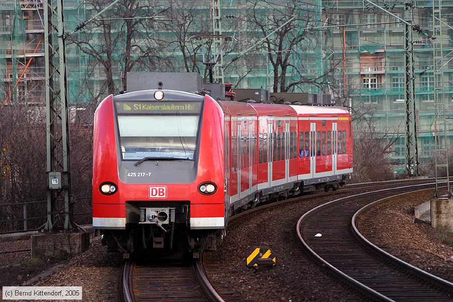 Deutsche Bahn - S-Bahn Rhein Neckar - 425217-7
/ Bild: db4252177_e0012943.jpg