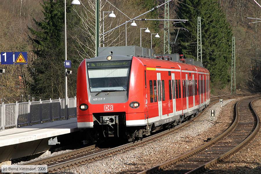 Deutsche Bahn - S-Bahn Rhein Neckar - 425217-7
/ Bild: db4252177_e0015327.jpg