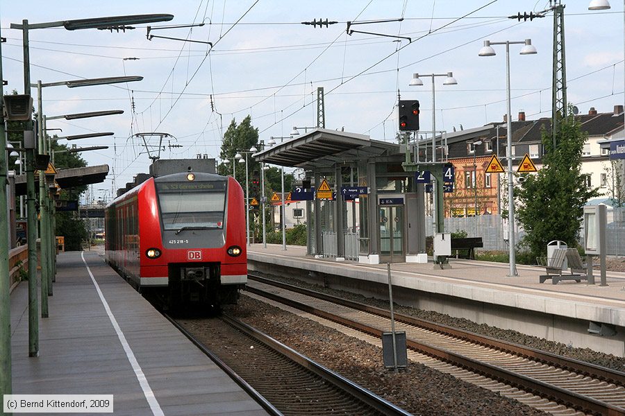 Deutsche Bahn - S-Bahn Rhein Neckar - 425218-5
/ Bild: db4252185_bk0906040121.jpg