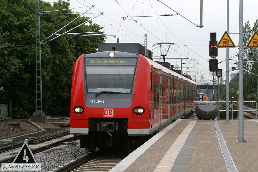 Deutsche Bahn - 425219-3
/ Bild: db4252193_cw1005200091.jpg