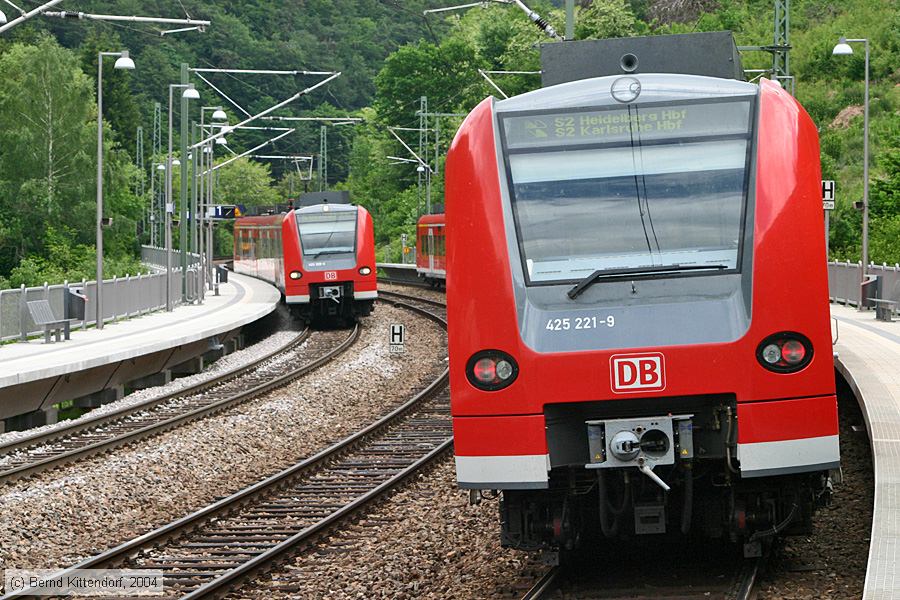 Deutsche Bahn - 425221-9
/ Bild: db4252219_e0004311.jpg