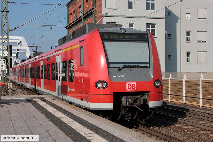 Deutsche Bahn - S-Bahn Rhein Neckar - 425222-7
/ Bild: db4252227_bk1406120029.jpg