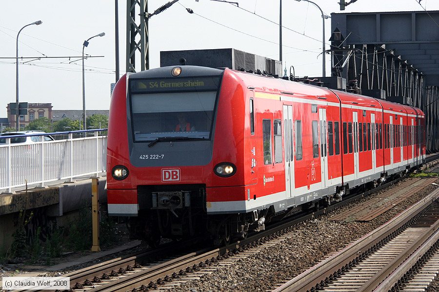 Deutsche Bahn - S-Bahn Rhein Neckar - 425222-7
/ Bild: db4252227_cw0807100041.jpg Deutsche Bahn - S-Bahn Rhein Neckar - 425222-7
/ Bild: db4252227_cw0807100041.jpg