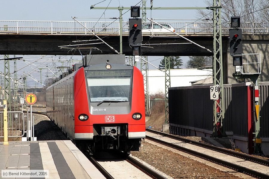 Deutsche Bahn - S-Bahn Rhein Neckar - 425231-8
/ Bild: db4252318_e0015277.jpg Deutsche Bahn - S-Bahn Rhein Neckar - 425231-8
/ Bild: db4252318_e0015277.jpg