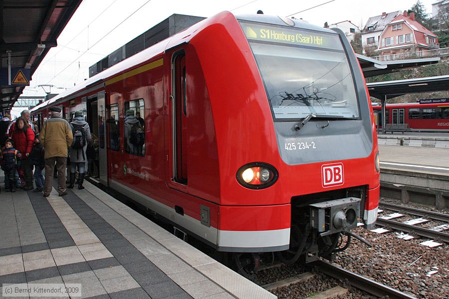 Deutsche Bahn - 425234-2
/ Bild: db4252342_bk0912140034.jpg Deutsche Bahn - 425234-2
/ Bild: db4252342_bk0912140034.jpg