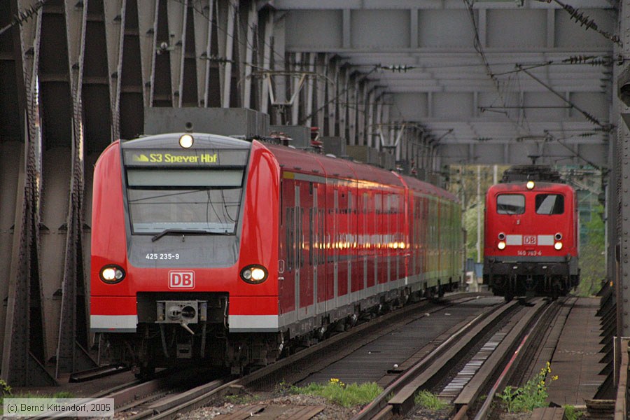 Deutsche Bahn - 425235-9
/ Bild: db4252359_e0016628.jpg