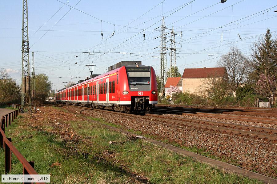 Deutsche Bahn - S-Bahn Rhein Neckar - 425236-7
/ Bild: db4252367_bk0904090044.jpg