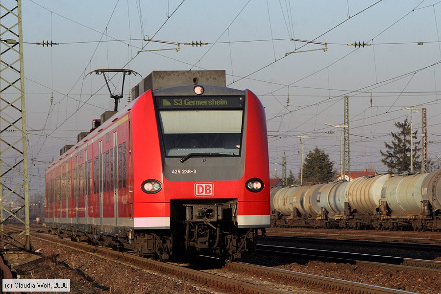 Deutsche Bahn - 425238-3
/ Bild: db4252383_cw0802190015.jpg Deutsche Bahn - 425238-3
/ Bild: db4252383_cw0802190015.jpg