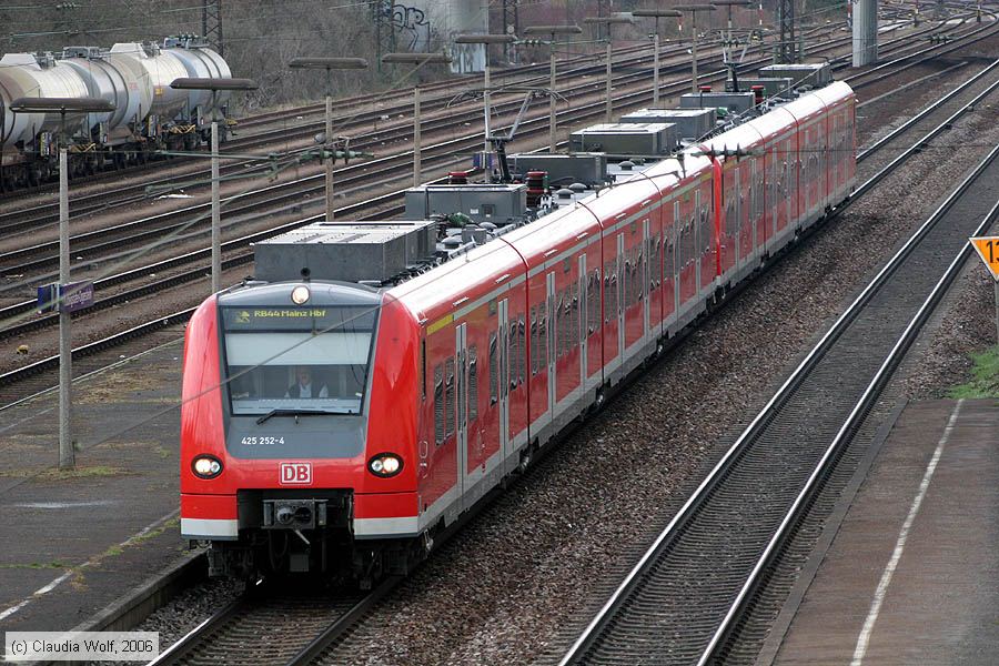Deutsche Bahn - 425252-4
/ Bild: db4252524_cw0603290025.jpg