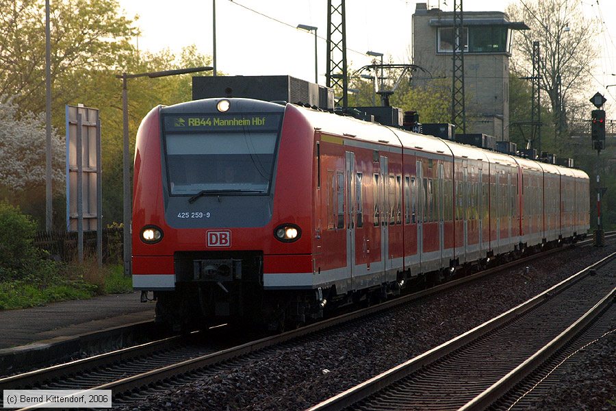 Deutsche Bahn - 425259-9
/ Bild: db4252599_bk0604200063.jpg