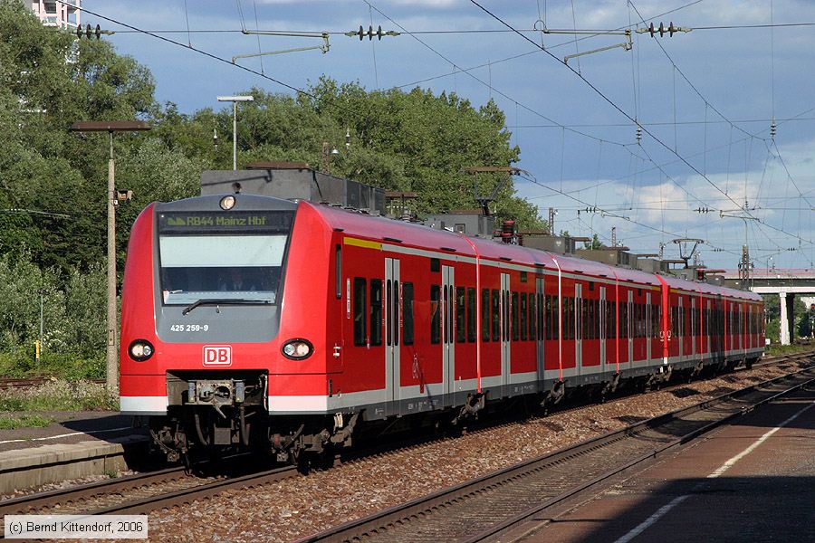 Deutsche Bahn - 425259-9
/ Bild: db4252599_bk0606020182.jpg