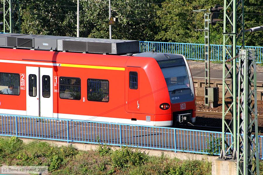 Deutsche Bahn - 425259-9
/ Bild: db4252599_bk0708300013.jpg