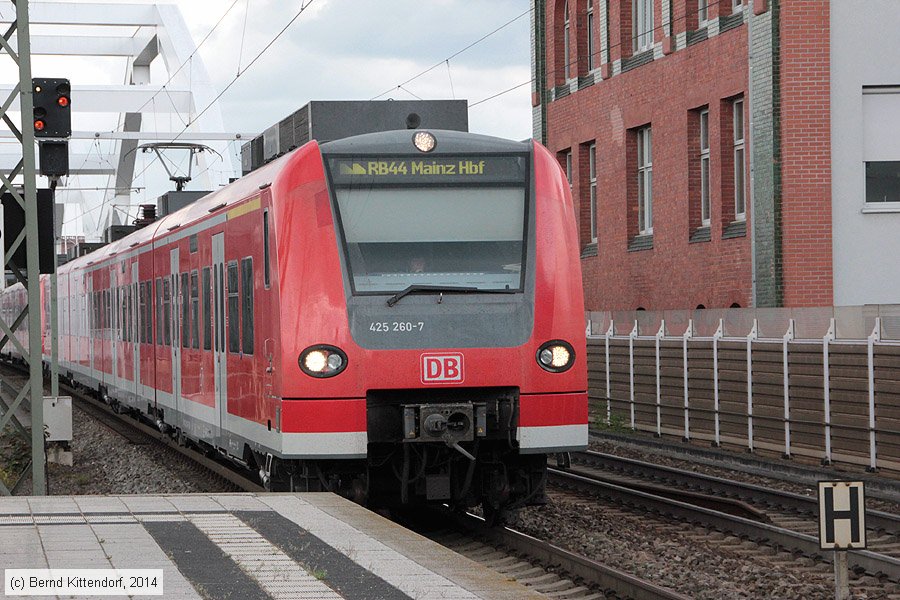 Deutsche Bahn - 425260-7
/ Bild: db4252607_bk1405280015.jpg