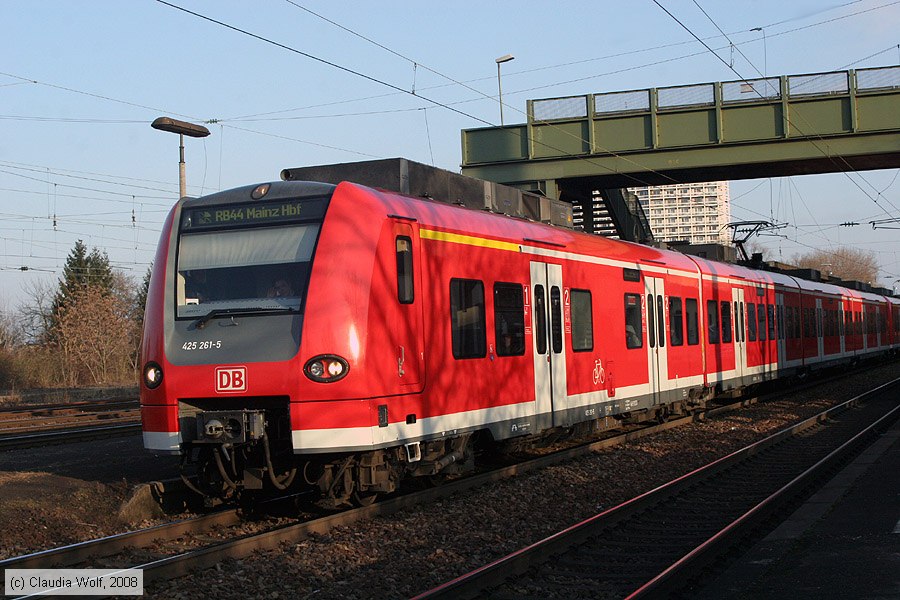 Deutsche Bahn - 425261-5
/ Bild: db4252615_cw0802150006.jpg