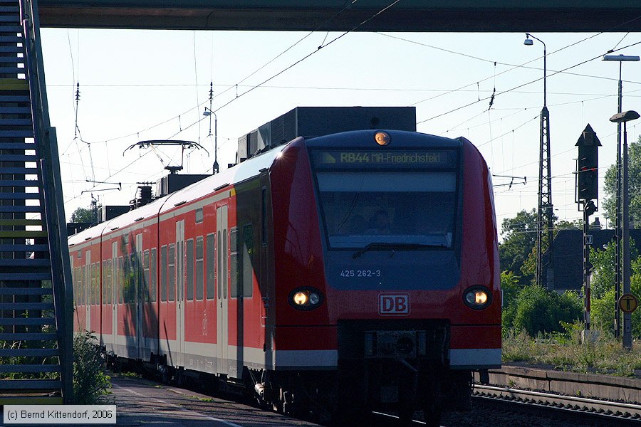 Deutsche Bahn - 425262-3
/ Bild: db4252623_bk0607160003.jpg
