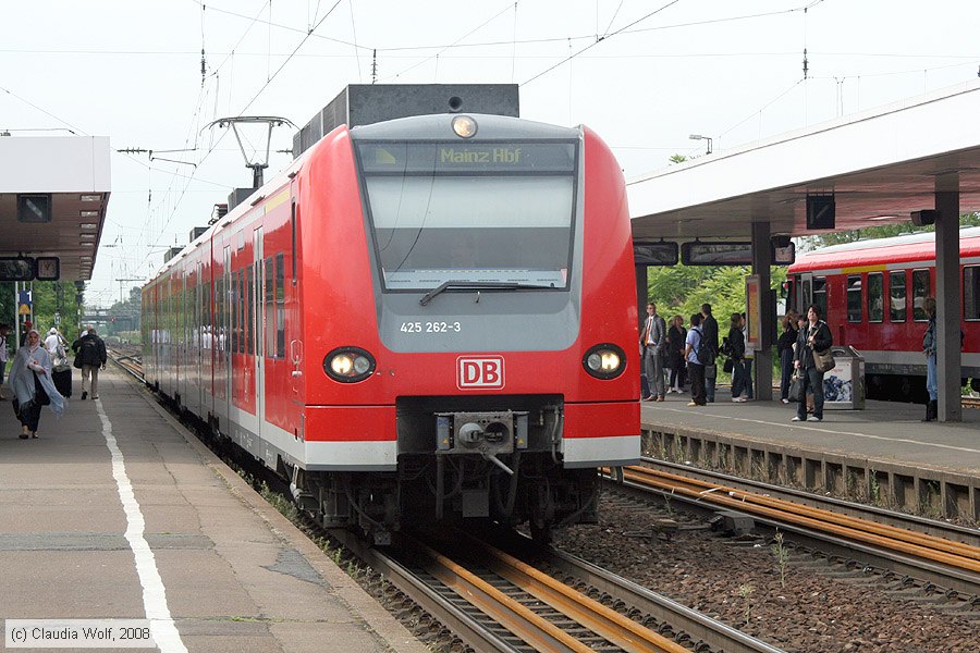 Deutsche Bahn - 425262-3
/ Bild: db4252623_cw0806110018.jpg