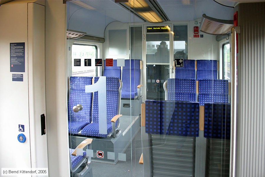 Deutsche Bahn - 425262-3 - Innenansicht
/ Bild: db4252623_e0018732.jpg