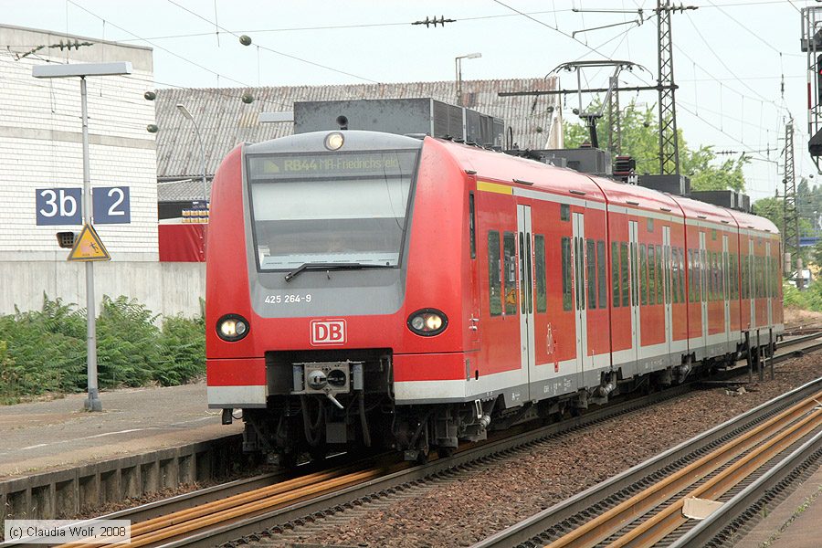 Deutsche Bahn - 425264-9
/ Bild: db4252649_cw0806110020.jpg