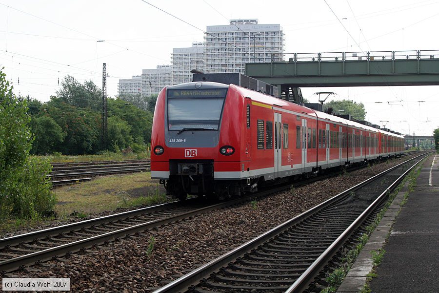 Deutsche Bahn - 425269-8
/ Bild: db4252698_cw0707180020.jpg Deutsche Bahn - 425269-8
/ Bild: db4252698_cw0707180020.jpg