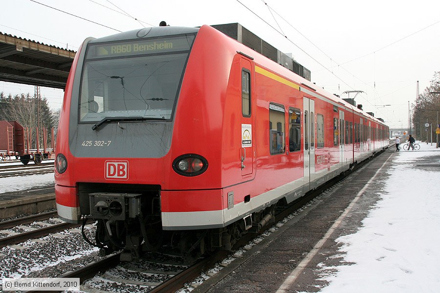 Deutsche Bahn - 425302-7
/ Bild: db4253027_bk1001080029.jpg