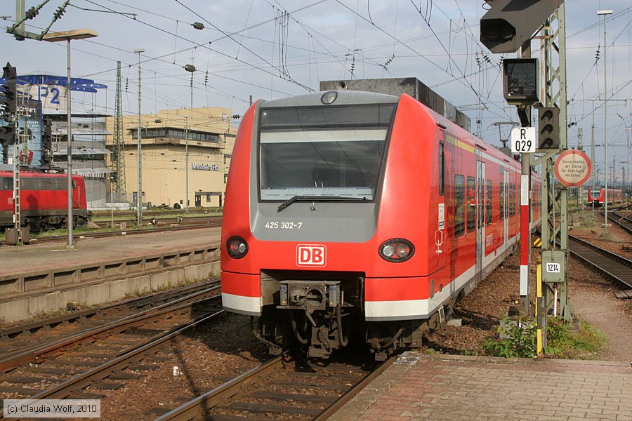 Deutsche Bahn - 425302-7
/ Bild: db4253027_cw1005180034.jpg