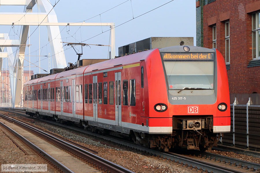 Deutsche Bahn - 425317-5
/ Bild: db4253175_bk1802080005.jpg