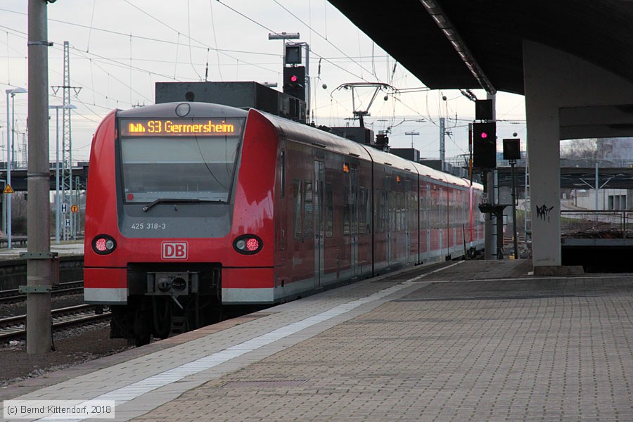Deutsche Bahn - 425318-3
/ Bild: db4253183_bk1801190016.jpg