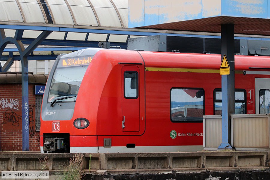Deutsche Bahn - 425320-9
/ Bild: db4253209_bk2107280012.jpg